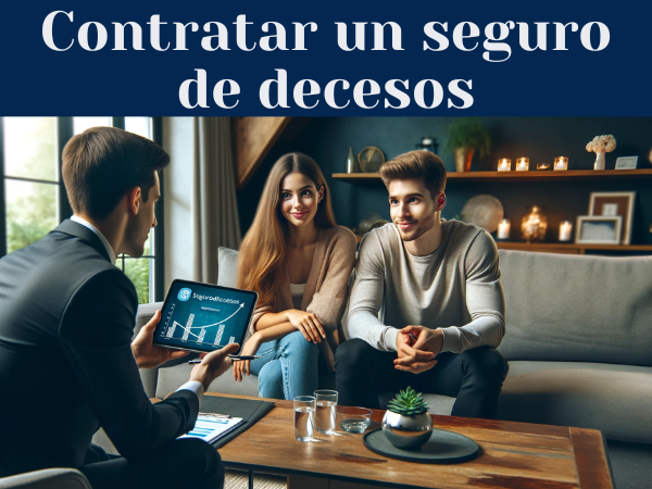 Imagen horizontal que muestra a una joven y atractiva pareja sentada cómodamente en el salón de su moderna casa. Escuchan atentamente a un carismático agente de seguros, que les presenta con entusiasmo una oferta. La pareja parece comprometida e interesada, mientras el agente, vestido con un atuendo profesional, señala hacia una tableta digital que muestra gráficos e información. La sala está amueblada con estilo, reflejando un ambiente acogedor pero elegante. Incluye un sutil detalle en el que la URL "https://www.segurodedecesos.top/" aparezca discretamente en la escena, quizá en una pequeña placa sobre la mesita.